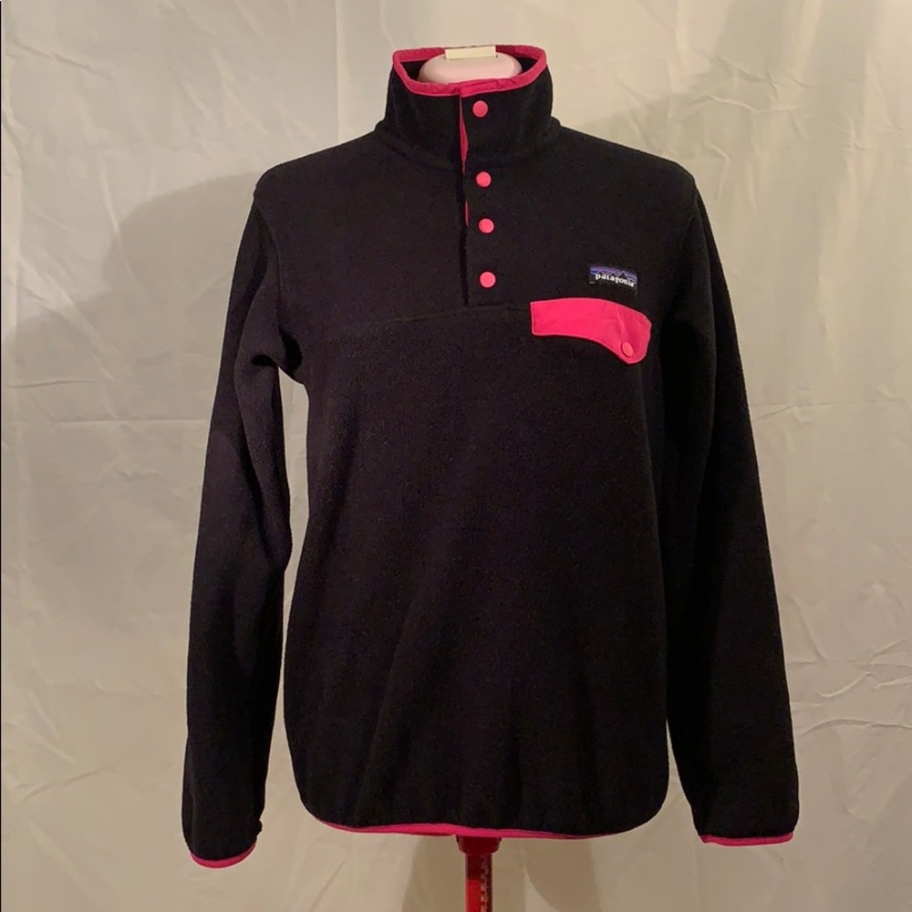 Woman’s Patagonia Black and Pink Pullover